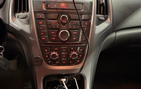 Opel Astra J, 2013 год, 999 999 рублей, 9 фотография