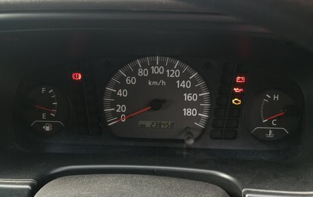 Nissan Expert, 2003 год, 450 000 рублей, 10 фотография