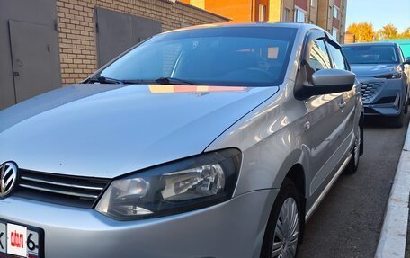 Volkswagen Polo VI (EU Market), 2013 год, 750 000 рублей, 12 фотография