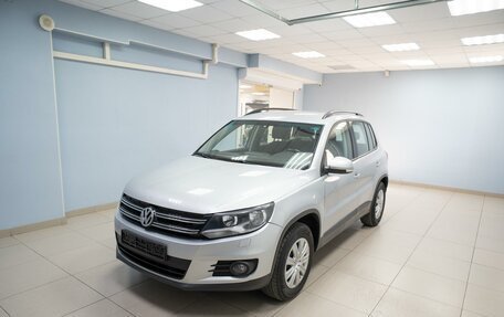 Volkswagen Tiguan I, 2014 год, 1 299 000 рублей, 2 фотография