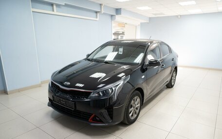 KIA Rio IV, 2021 год, 1 499 000 рублей, 2 фотография