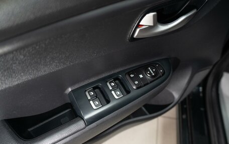 KIA Rio IV, 2021 год, 1 499 000 рублей, 10 фотография