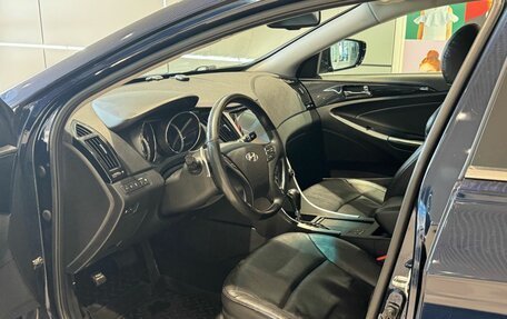 Hyundai Sonata VI, 2011 год, 899 000 рублей, 9 фотография