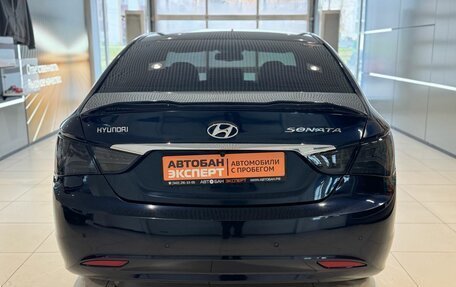 Hyundai Sonata VI, 2011 год, 899 000 рублей, 5 фотография