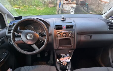 Volkswagen Touran III, 2006 год, 545 000 рублей, 7 фотография