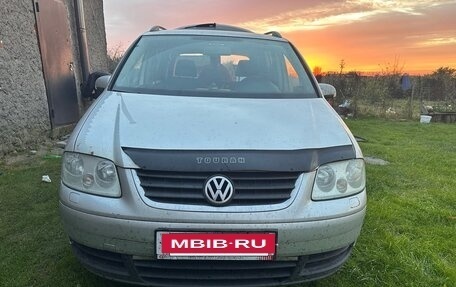Volkswagen Touran III, 2006 год, 545 000 рублей, 4 фотография