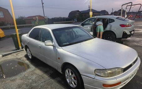 Toyota Camry, 1993 год, 250 000 рублей, 2 фотография