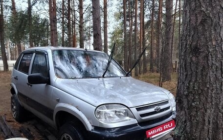Chevrolet Niva I рестайлинг, 2004 год, 250 000 рублей, 6 фотография