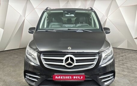 Mercedes-Benz V-Класс, 2017 год, 3 269 000 рублей, 7 фотография