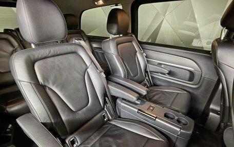 Mercedes-Benz V-Класс, 2017 год, 3 269 000 рублей, 17 фотография