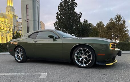 Dodge Challenger III рестайлинг 2, 2021 год, 2 150 000 рублей, 10 фотография