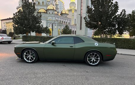 Dodge Challenger III рестайлинг 2, 2021 год, 2 150 000 рублей, 13 фотография