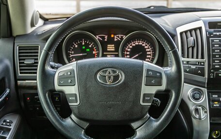 Toyota Land Cruiser 200, 2015 год, 4 798 000 рублей, 18 фотография