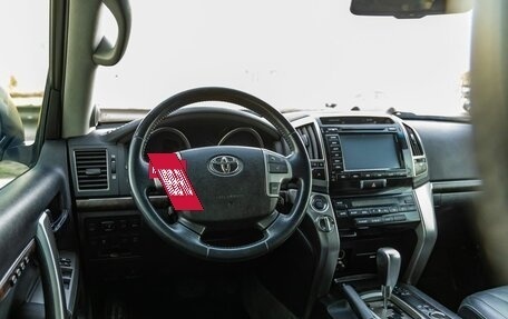Toyota Land Cruiser 200, 2015 год, 4 798 000 рублей, 14 фотография