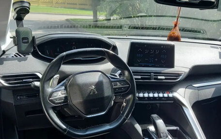 Peugeot 5008 II, 2018 год, 1 820 000 рублей, 9 фотография