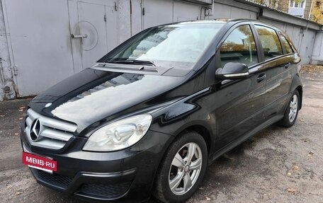 Mercedes-Benz B-Класс, 2010 год, 600 000 рублей, 2 фотография