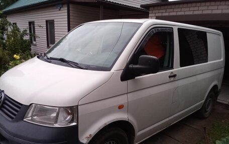 Volkswagen Transporter T5 рестайлинг, 2006 год, 950 000 рублей, 1 фотография