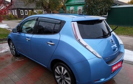 Nissan Leaf I, 2014 год, 1 200 000 рублей, 2 фотография