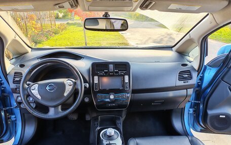 Nissan Leaf I, 2014 год, 1 200 000 рублей, 12 фотография