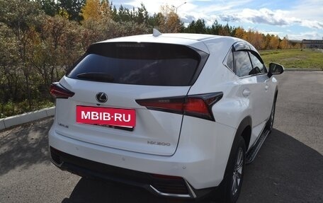 Lexus NX I, 2021 год, 3 930 000 рублей, 6 фотография