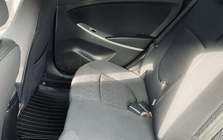 Hyundai Solaris II рестайлинг, 2012 год, 850 000 рублей, 8 фотография