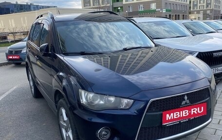 Mitsubishi Outlander III рестайлинг 3, 2011 год, 1 050 000 рублей, 1 фотография