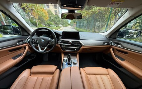 BMW 5 серия, 2018 год, 3 790 000 рублей, 21 фотография