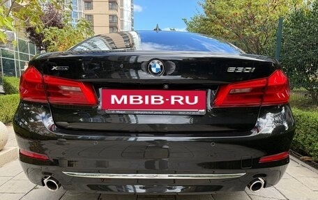 BMW 5 серия, 2018 год, 3 790 000 рублей, 11 фотография
