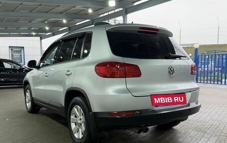 Volkswagen Tiguan I, 2012 год, 999 000 рублей, 3 фотография