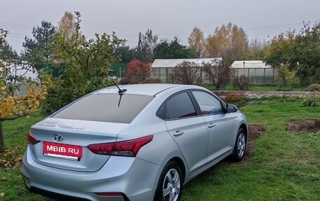 Hyundai Solaris II рестайлинг, 2017 год, 1 200 000 рублей, 3 фотография
