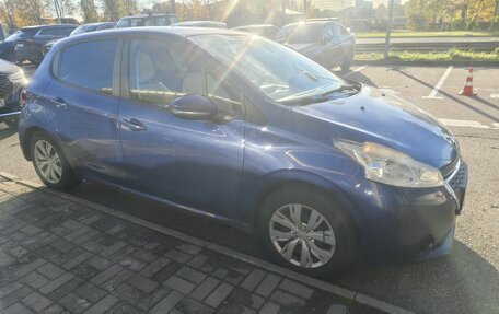 Peugeot 208 II, 2013 год, 599 000 рублей, 1 фотография