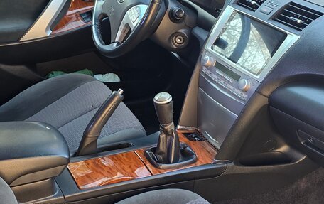 Toyota Camry, 2010 год, 950 000 рублей, 11 фотография