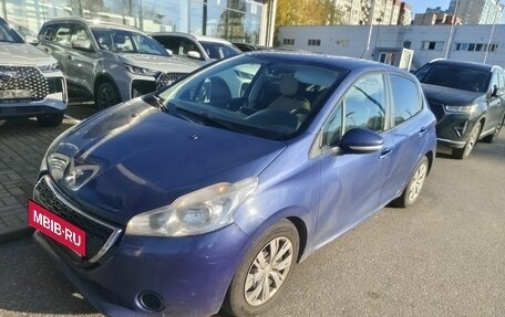 Peugeot 208 II, 2013 год, 599 000 рублей, 4 фотография