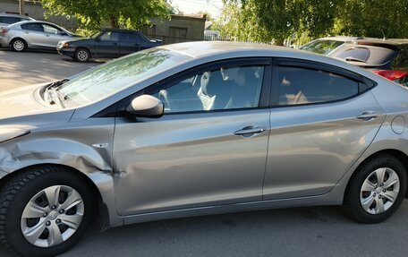 Hyundai Elantra VI, 2013 год, 800 000 рублей, 12 фотография