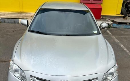 Toyota Camry, 2008 год, 650 000 рублей, 3 фотография