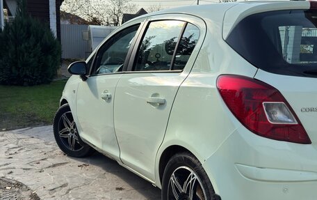 Opel Corsa D рестайлинг _i, 2013 год, 380 000 рублей, 5 фотография