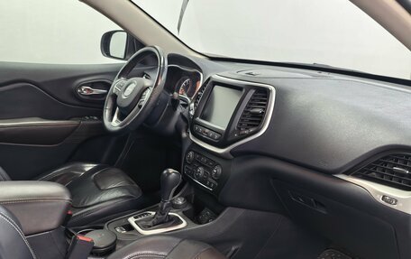 Jeep Cherokee, 2014 год, 1 080 000 рублей, 20 фотография