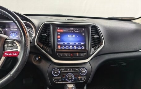 Jeep Cherokee, 2014 год, 1 080 000 рублей, 13 фотография