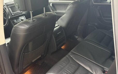 Volkswagen Touareg III, 2015 год, 2 490 000 рублей, 7 фотография
