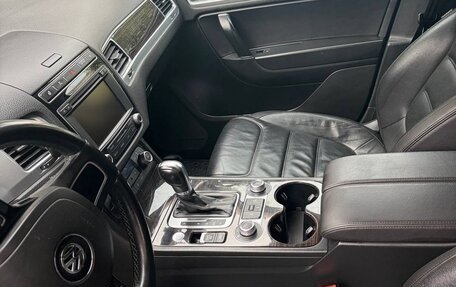 Volkswagen Touareg III, 2015 год, 2 490 000 рублей, 9 фотография