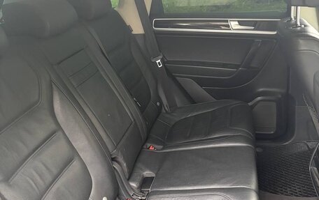 Volkswagen Touareg III, 2015 год, 2 490 000 рублей, 13 фотография