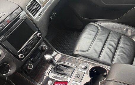 Volkswagen Touareg III, 2015 год, 2 490 000 рублей, 8 фотография