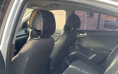 Hyundai Solaris II рестайлинг, 2011 год, 850 000 рублей, 7 фотография