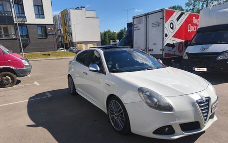 Alfa Romeo Giulietta, 2011 год, 870 000 рублей, 2 фотография