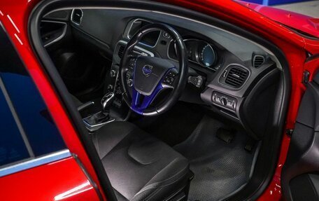 Volvo V40 II рестайлинг, 2014 год, 1 350 000 рублей, 13 фотография
