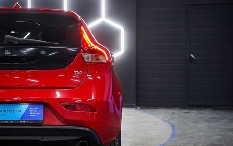 Volvo V40 II рестайлинг, 2014 год, 1 350 000 рублей, 19 фотография