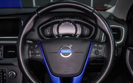 Volvo V40 II рестайлинг, 2014 год, 1 350 000 рублей, 21 фотография