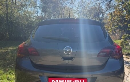 Opel Astra J, 2011 год, 750 000 рублей, 6 фотография