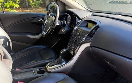 Opel Astra J, 2011 год, 750 000 рублей, 12 фотография