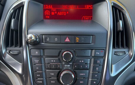 Opel Astra J, 2011 год, 750 000 рублей, 15 фотография